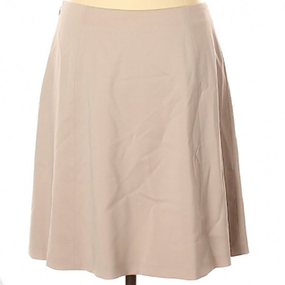 Theory Nude Wool skirt - Excellent Condition - Picture 8 of 8